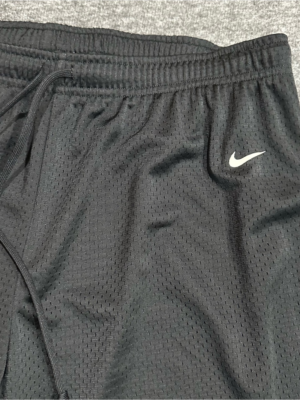Nike Boys Large 12-14 Black White Tearaway Snap Track Pants Mesh Basketball - Picture 2 of 6